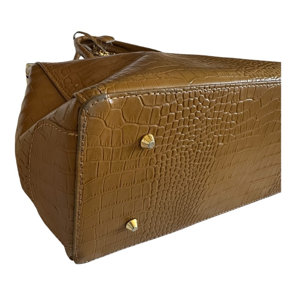 Italian Made Crocodile Embossed Genuine Leather Handbag Gold Hardware Turnlock - Picture 8 of 16